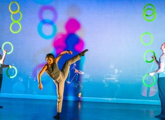 Spring review – jugglers join dancers for joyfully hypnotic show