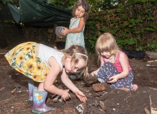 Parenting in Manhattan is a Darwinian struggle