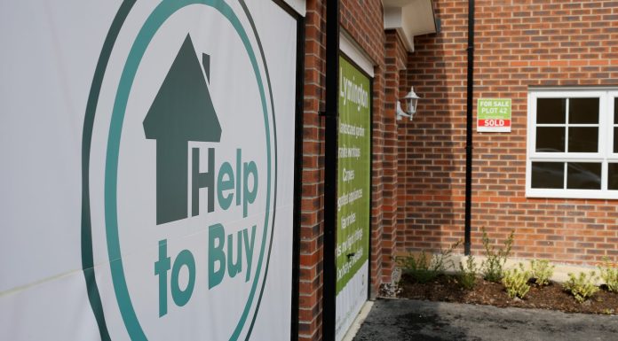Help-to-buy scheme pushes housebuilder dividends to £2.3bn
