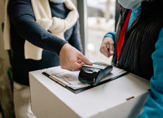 Traditional vs. Modern – How POS Software Changes Phone Repair